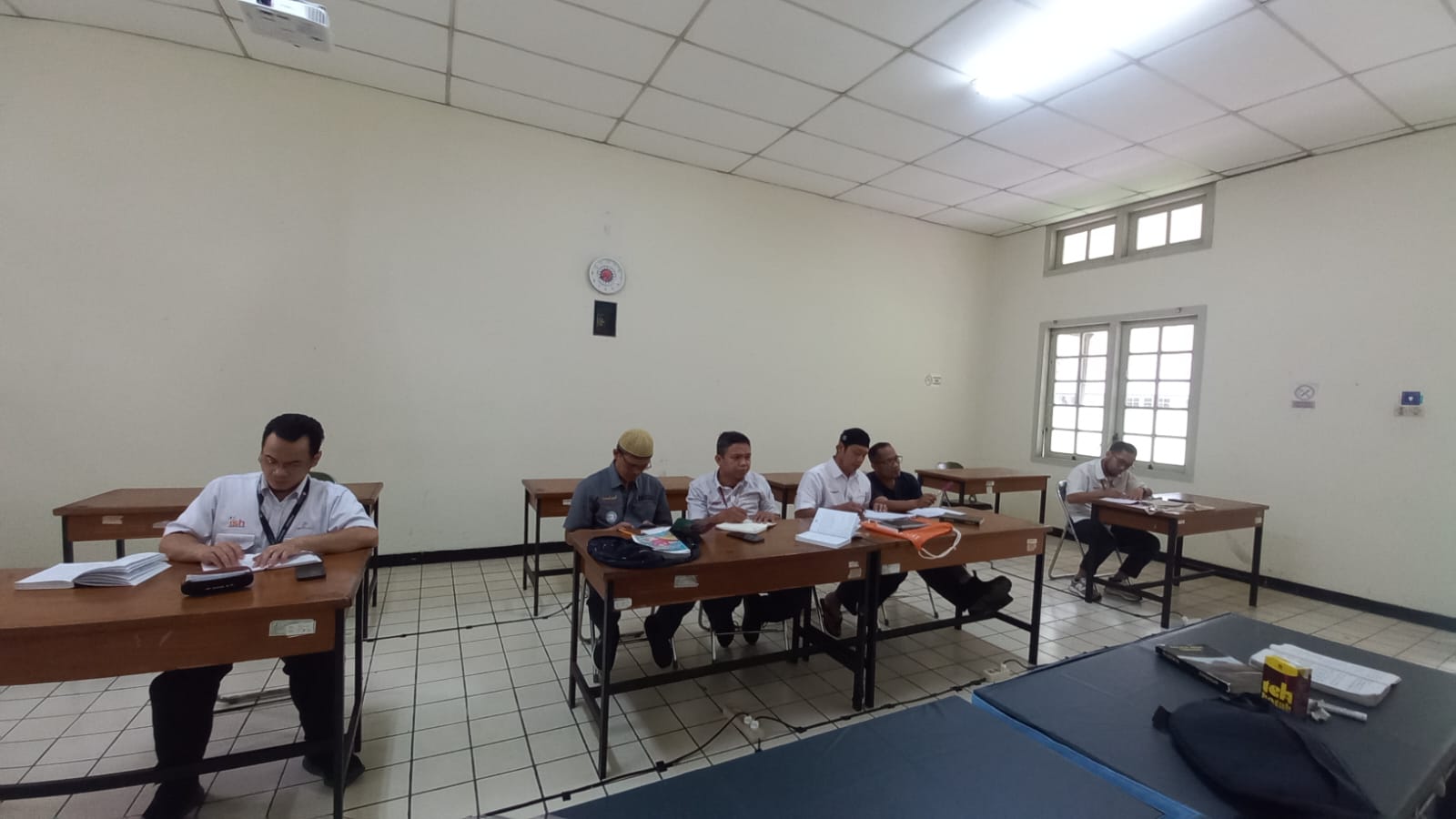 Foto Galeri Kelas Bahasa Arab DKM Al-Fithrah