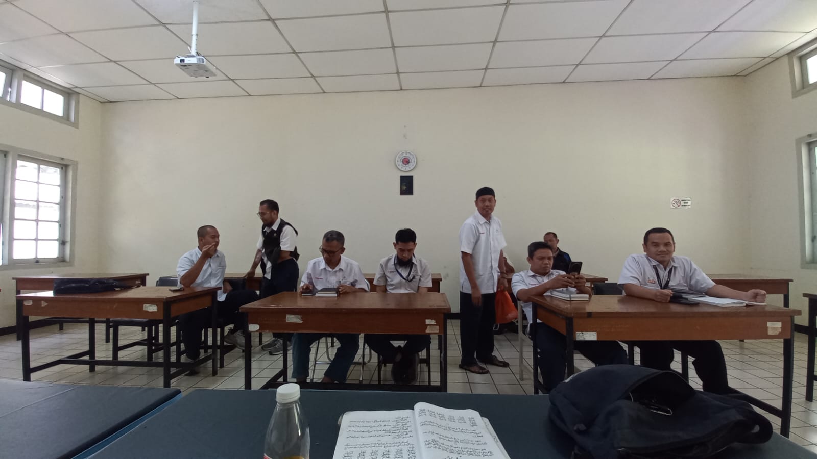 Foto Galeri Kelas Bahasa Arab DKM Al-Fithrah