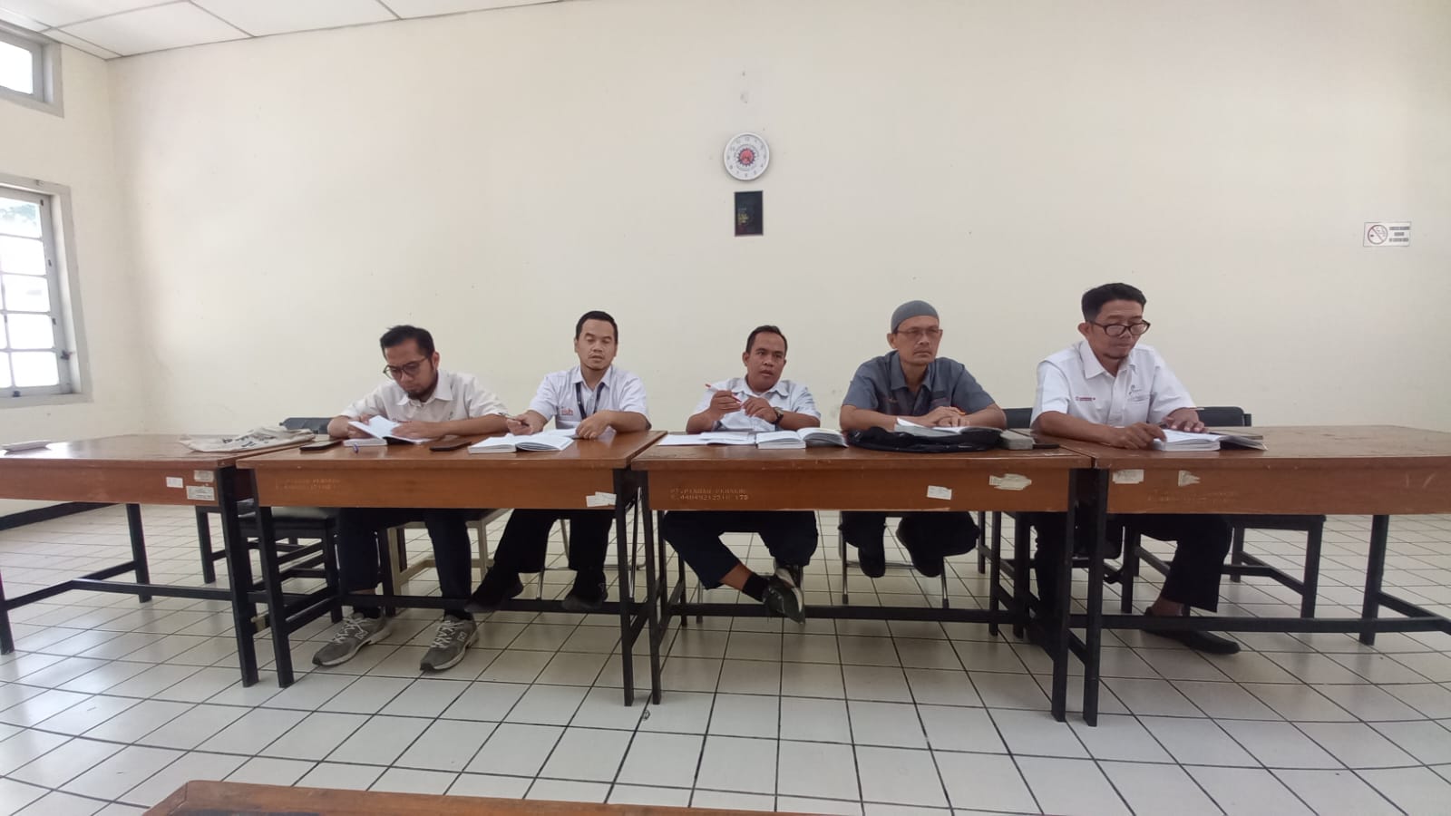 Foto Galeri Kelas Bahasa Arab DKM Al-Fithrah
